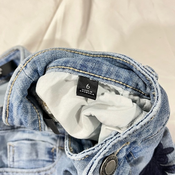 Simply Vera Vera Wang Light Blue Denim Jeans - Picture 5 of 8